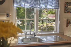 Kitchen- click for photo gallery